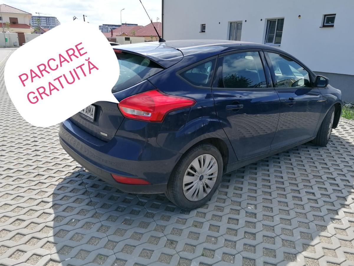 Ama Apartament Cu Terasa 50 Mp & Parcare Braşov Esterno foto