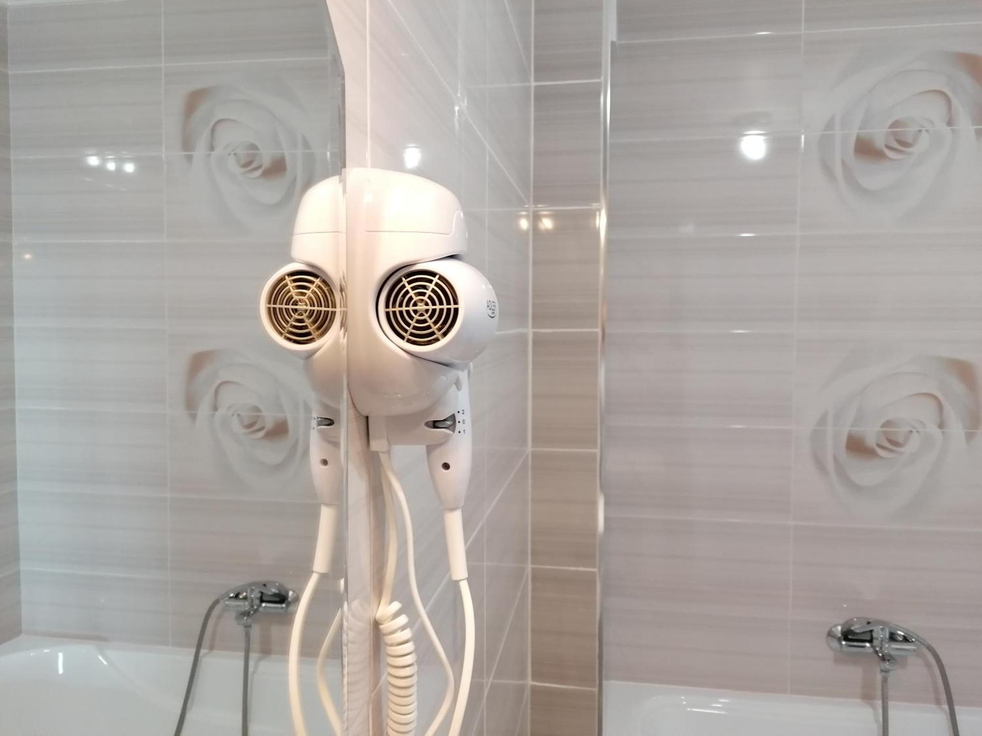 Ama Apartament Cu Terasa 50 Mp & Parcare Braşov Camera foto